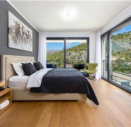 4 bedroom villa with pool and sea views near Dubrovnik sleeps 8